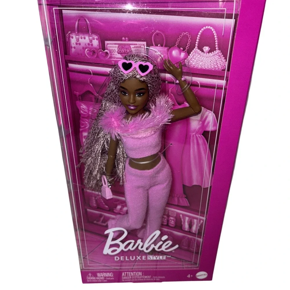 Barbie‎ Deluxe Style Dolls Lot of 2 # 1 and 4 fashionista glamorous NEW Rare